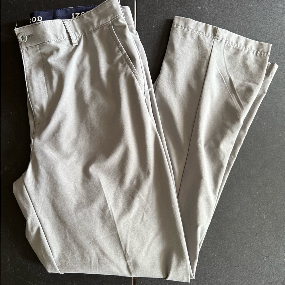 Izod Gray Chinos Classic Straight-Leg